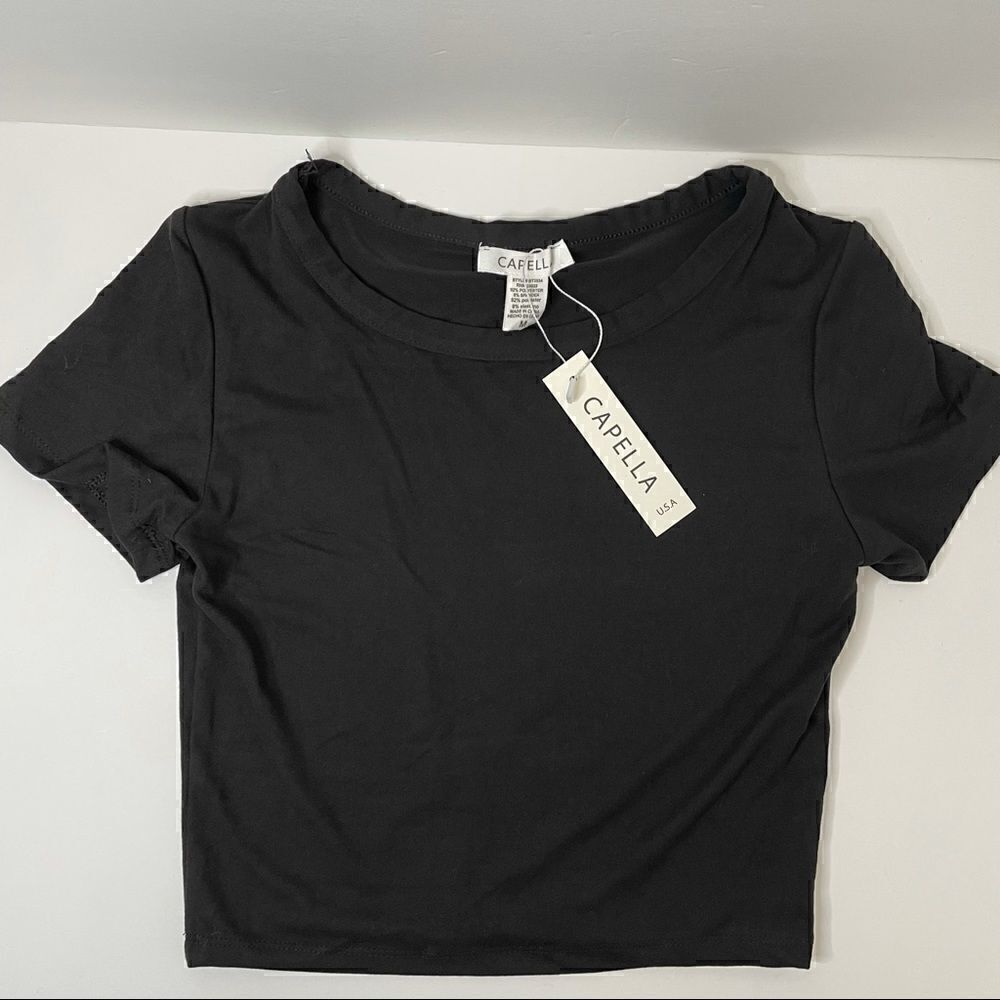 NWT!Medium Crop Top| black basic tee - Picture 5 of 7